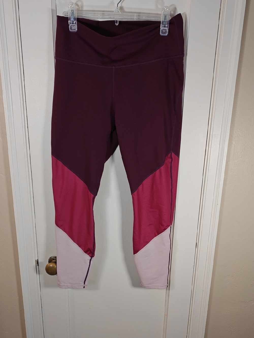 Fabletics Powerhold Leggings - Plum